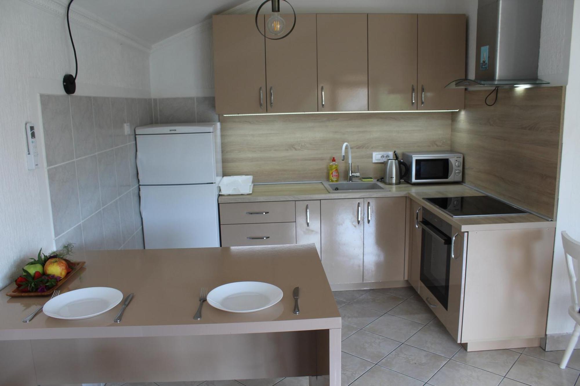 Apartmani Lime Petrovac Exteriér fotografie